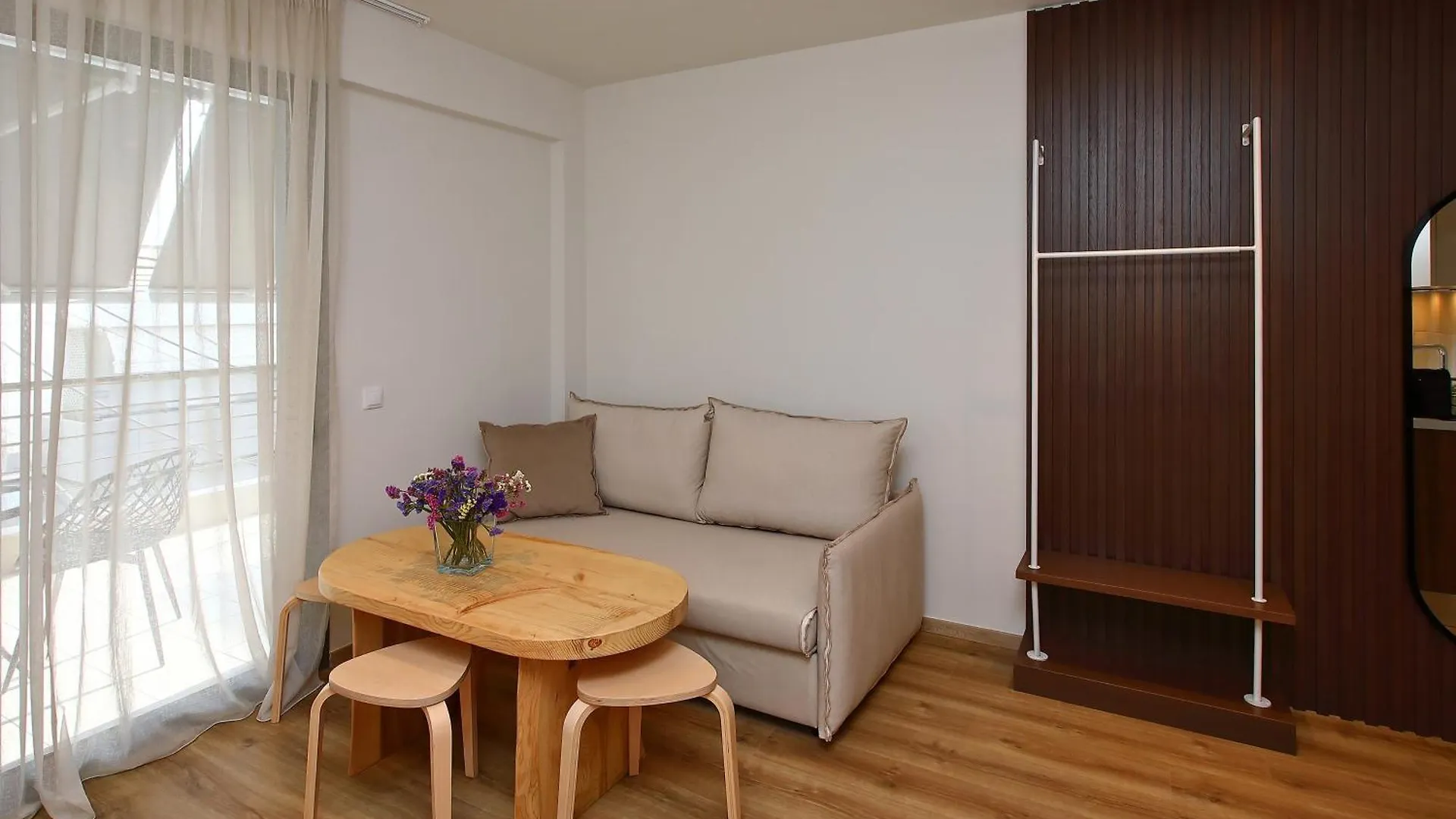 Local Suites - Nea Moudania Chalkidiki Grécia