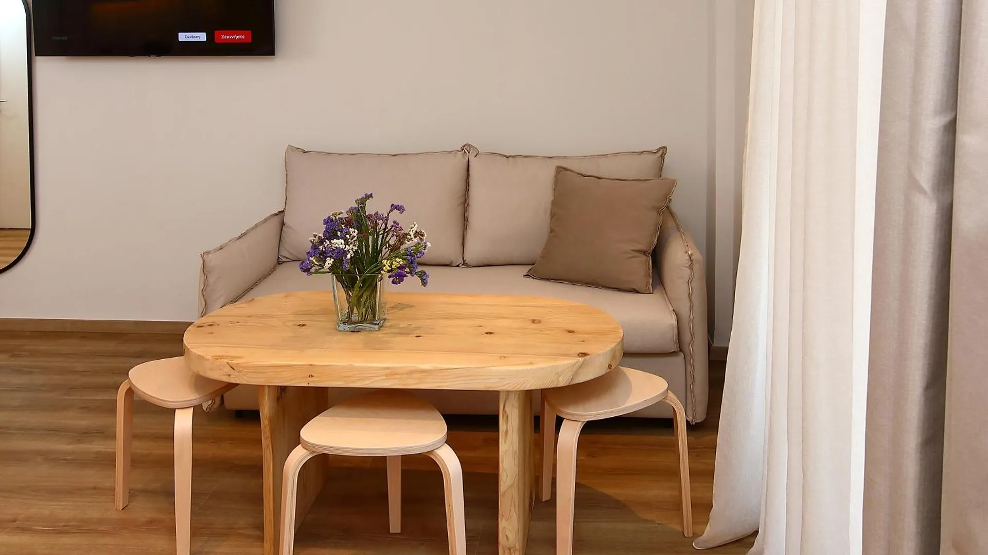 Local Suites - Nea Moudania Chalkidiki